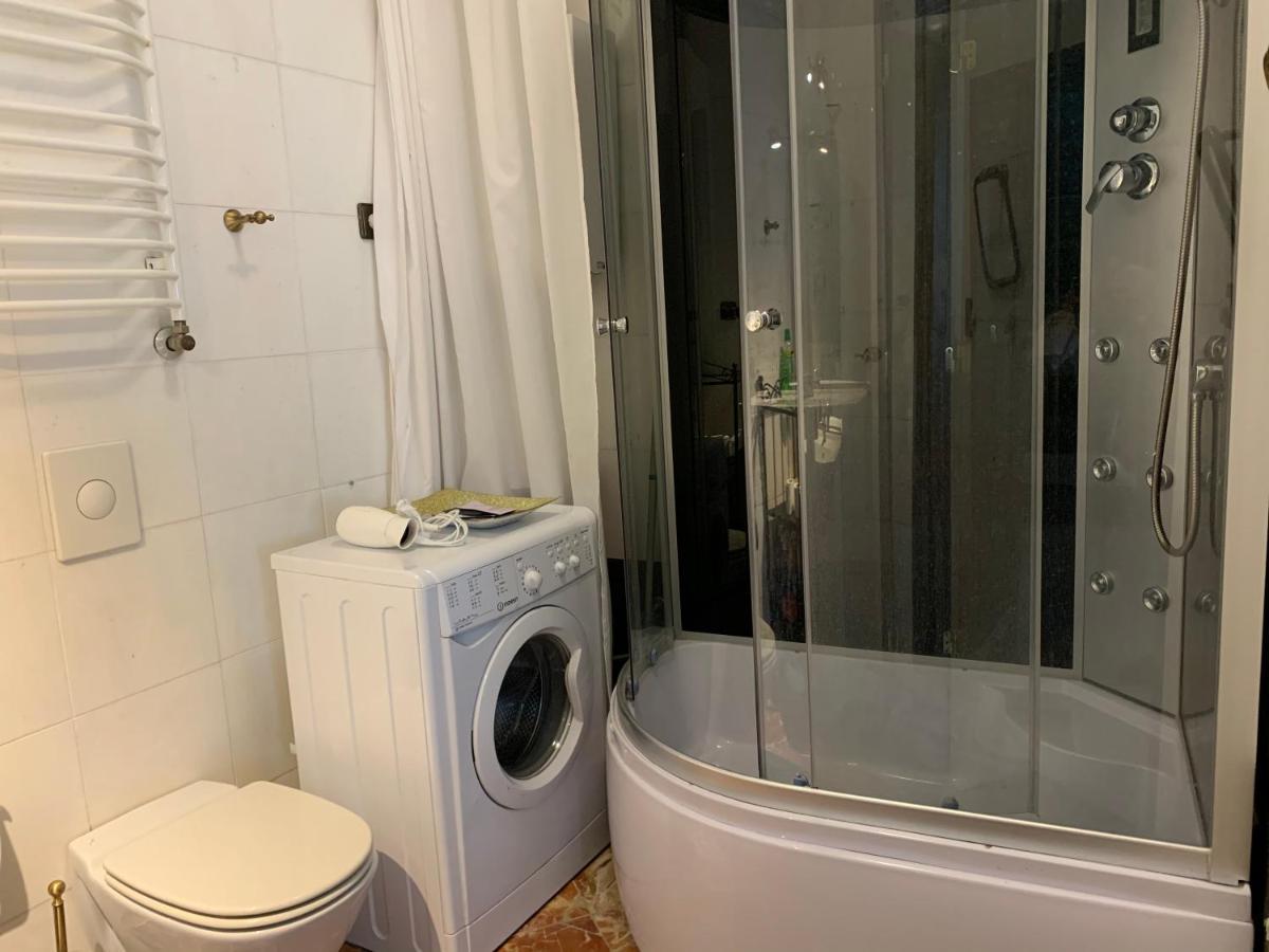 Beautiful And Charming Apartment In The Heart Of The Old Town Варшава Екстериор снимка
