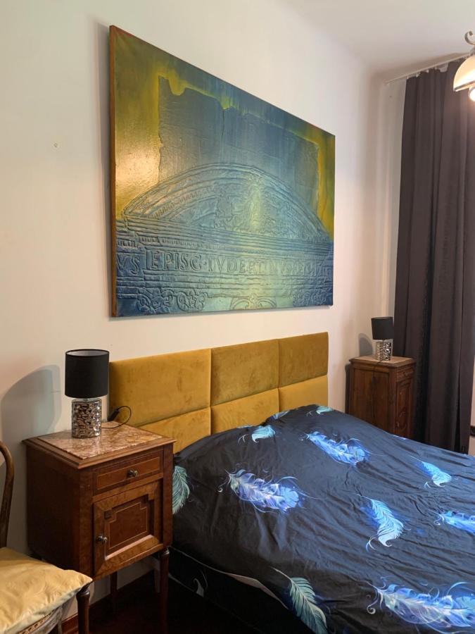 Beautiful And Charming Apartment In The Heart Of The Old Town Варшава Екстериор снимка