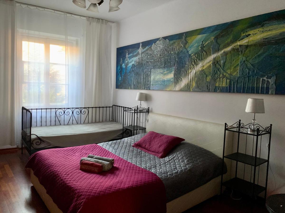 Beautiful And Charming Apartment In The Heart Of The Old Town Варшава Екстериор снимка