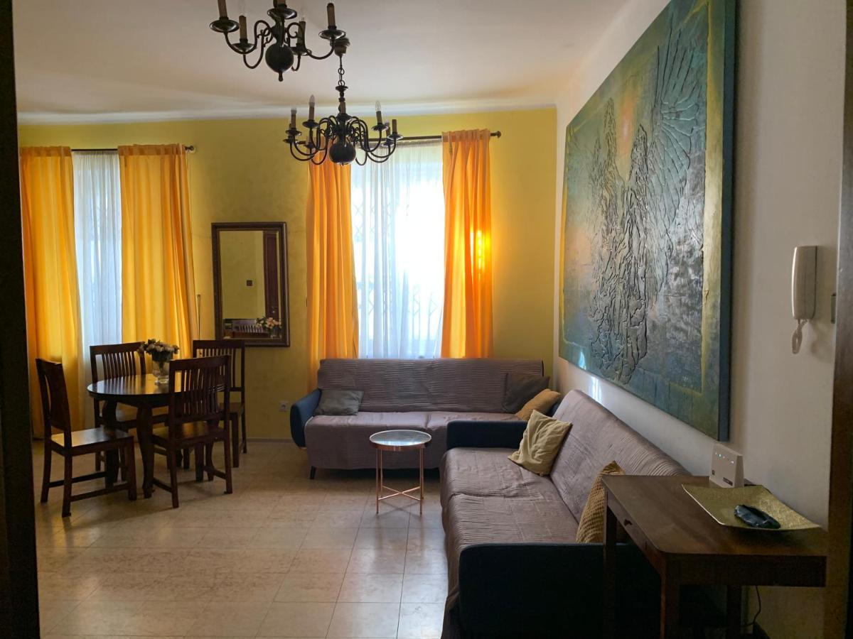 Beautiful And Charming Apartment In The Heart Of The Old Town Варшава Екстериор снимка