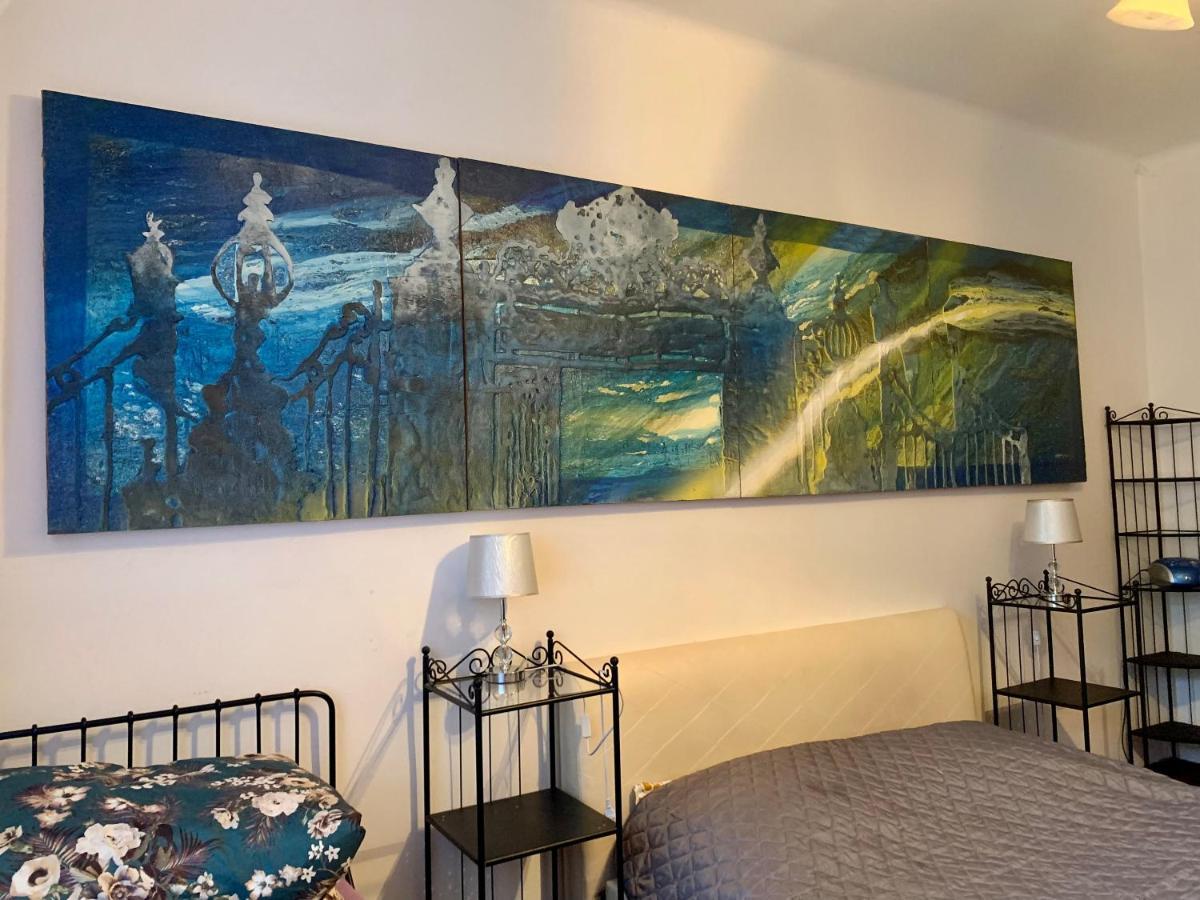 Beautiful And Charming Apartment In The Heart Of The Old Town Варшава Екстериор снимка