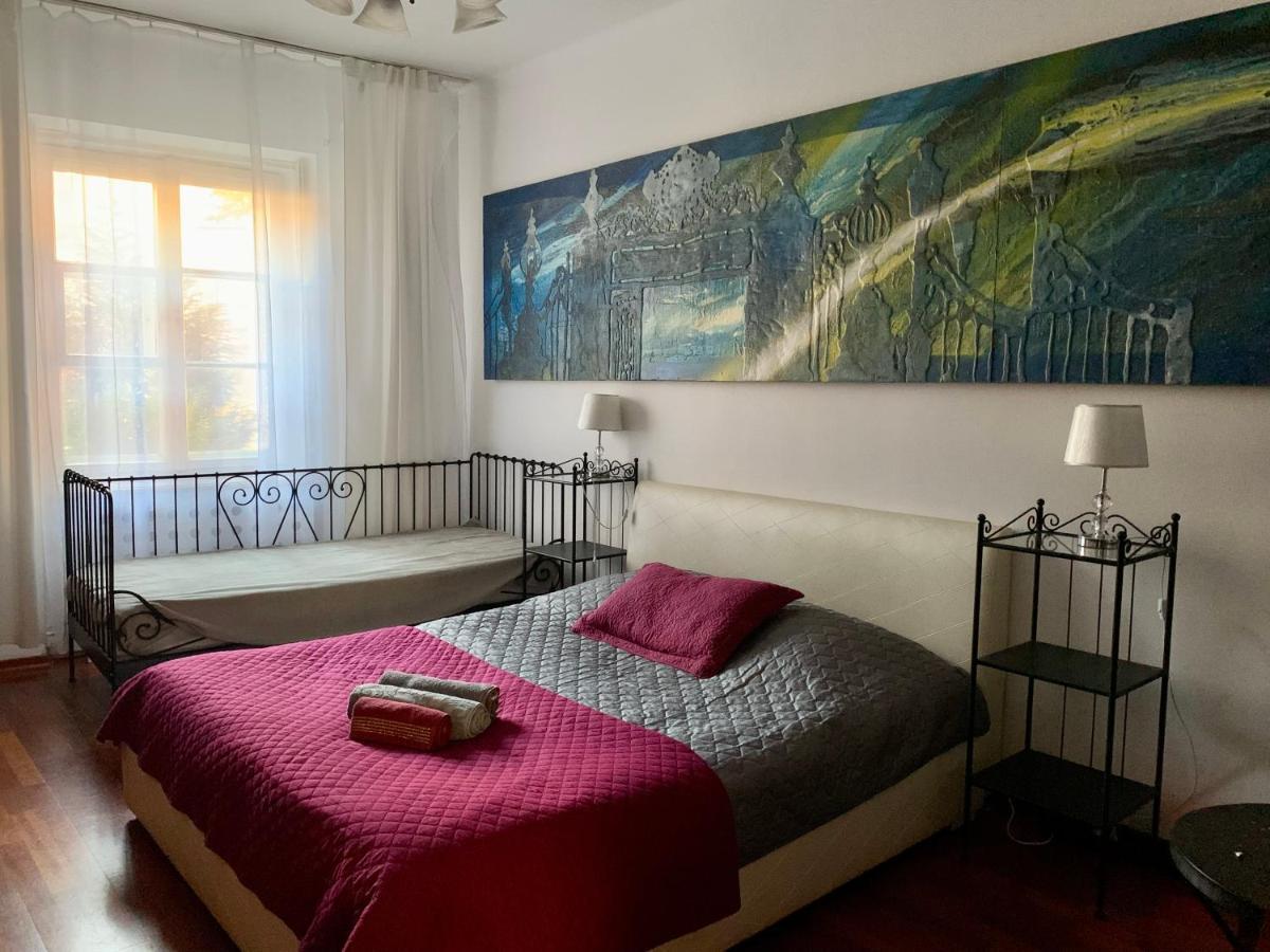 Beautiful And Charming Apartment In The Heart Of The Old Town Варшава Екстериор снимка