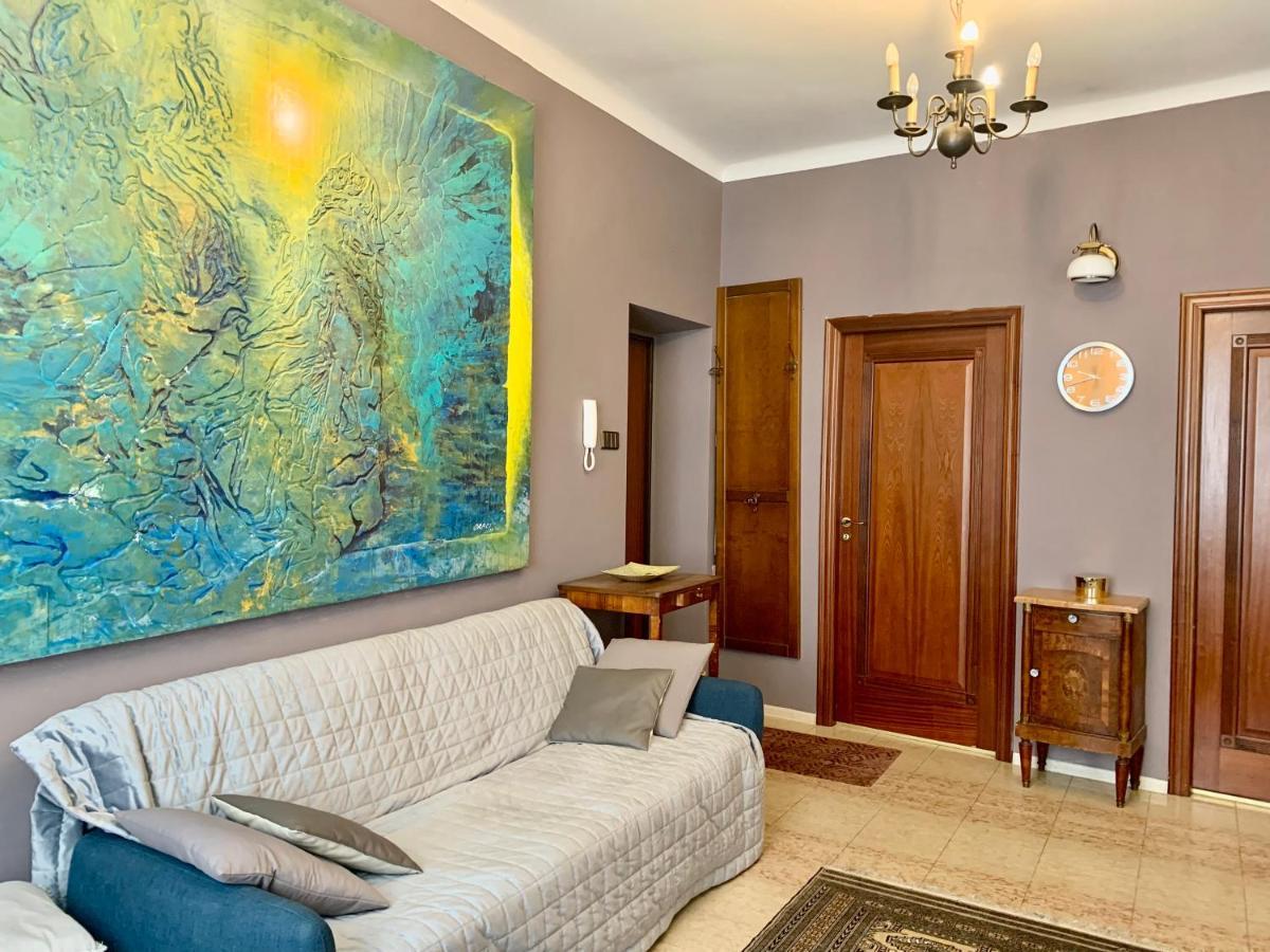 Beautiful And Charming Apartment In The Heart Of The Old Town Варшава Екстериор снимка