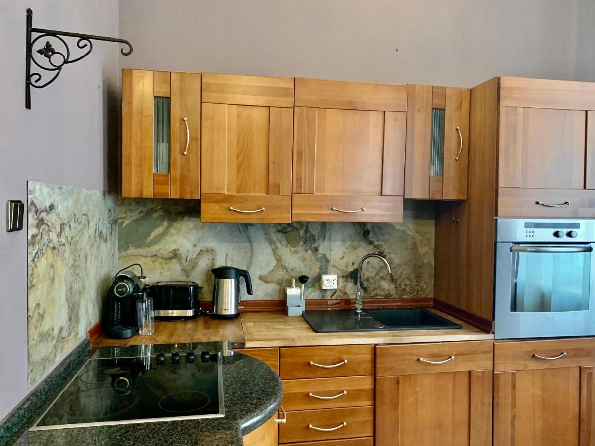 Beautiful And Charming Apartment In The Heart Of The Old Town Варшава Екстериор снимка